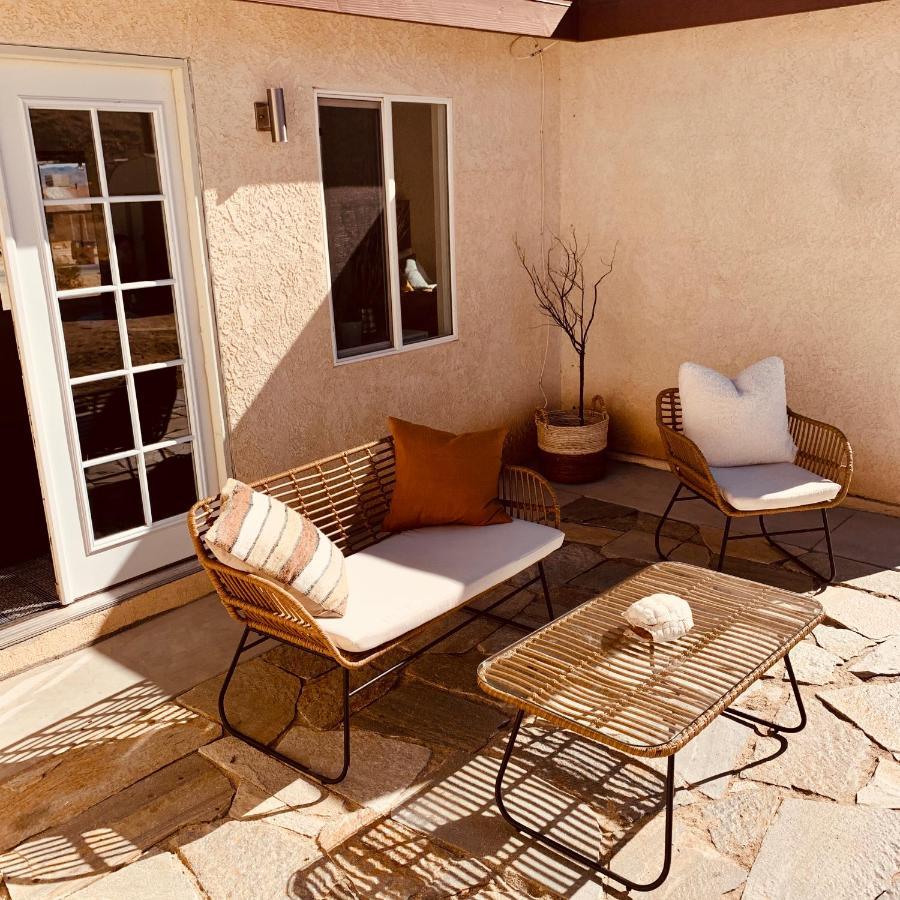 Casa Agave: Comfy Joshua Tree Cottage With Free Breakfast Bar ภายนอก รูปภาพ