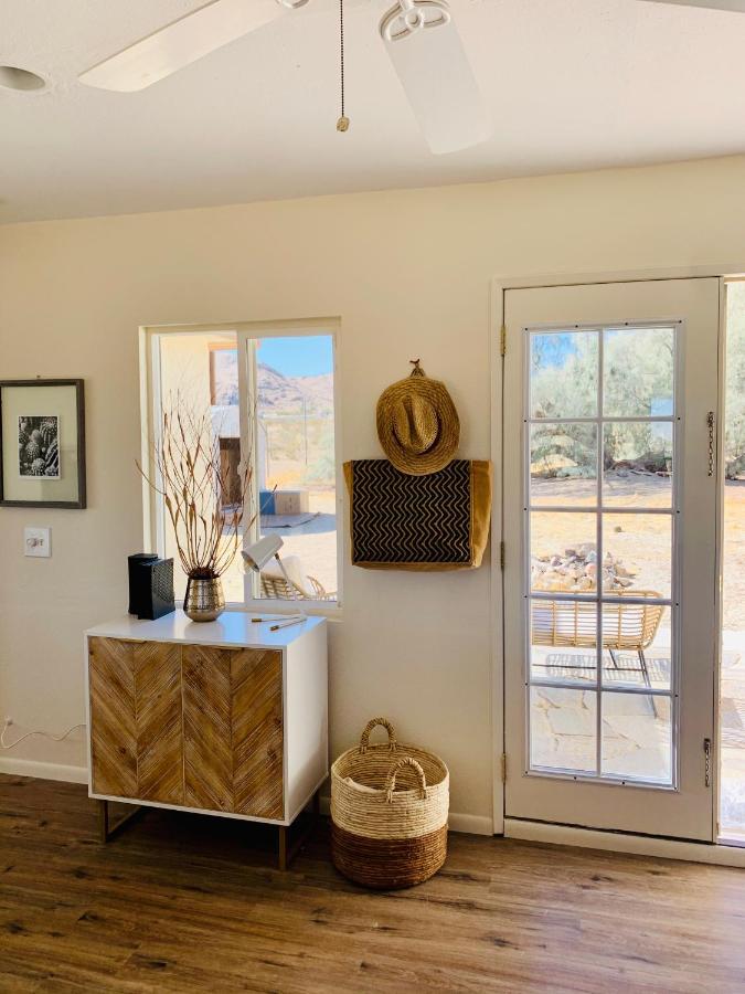 Casa Agave: Comfy Joshua Tree Cottage With Free Breakfast Bar ภายนอก รูปภาพ