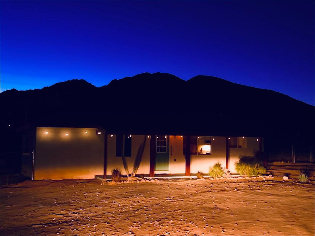 Casa Agave: Comfy Joshua Tree Cottage With Free Breakfast Bar ภายนอก รูปภาพ