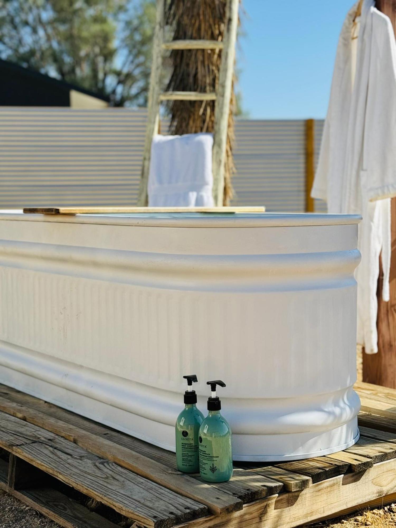 Casa Agave: Comfy Joshua Tree Cottage With Free Breakfast Bar ภายนอก รูปภาพ